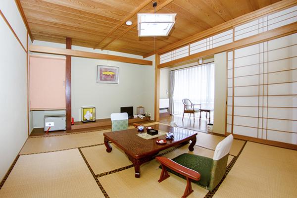 טויאמה Hotel Yoshihara מראה חיצוני תמונה